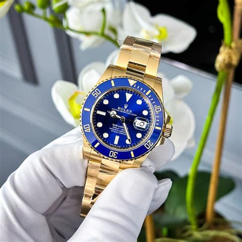 rolex submariner gold blue wrist|rolex submariner blue size.